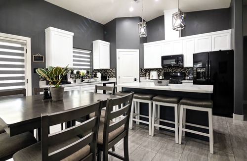 Yuma House | Village Luxury Living