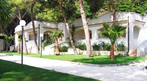 Mandrione Resort | Villaggio Baia Dei Lombardi