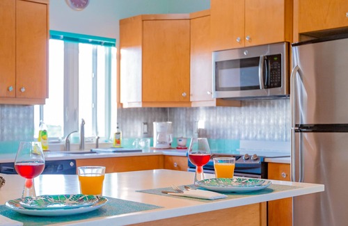 Leeward Settlement House | VillaKendara~DEALS 9/13-10/21~BeachFront~Private~Gated GuestHouse~Panoramic View