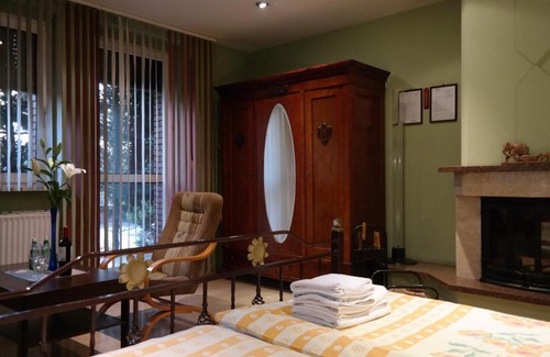 Tarnowskie Gory Hotel | VillaMirage
