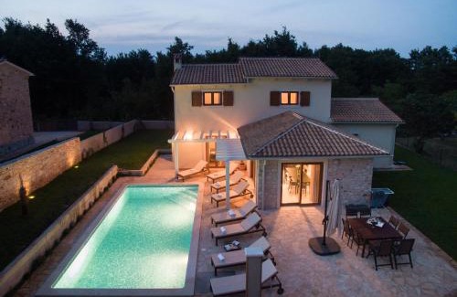 Rojnici Villa | Villas Adagio
