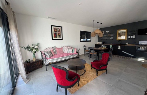 Portiragnes Villa | Villas Ambiance 21 Elégance Méditerranéenne à Portiragnes, Entre Terre et mer