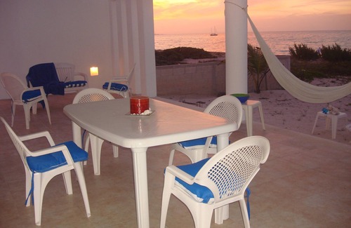 Chicxulub Puerto Villa | Villas del Mar ' Bin Kiin ' Casa duplex with A/C.optional service.