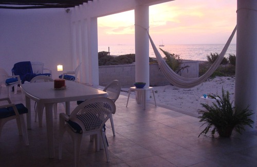 Chicxulub Puerto Villa | Villas del Mar ' Bin Kiin ' Casa duplex with A/C.optional service.