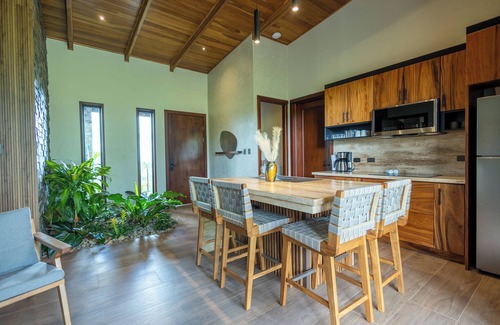 Arenal Hot Springs Villa | Villas Jawara