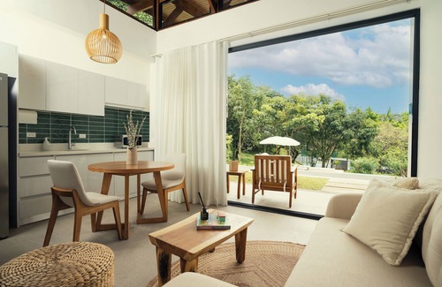 San Miguel Villa | VIllas TURRÚ 401 fully equipped inside gated property in Turrucares, Alajuela.