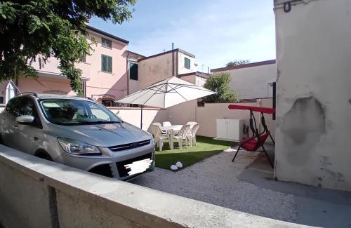 Marina di Cecina Apartment | villino al mare