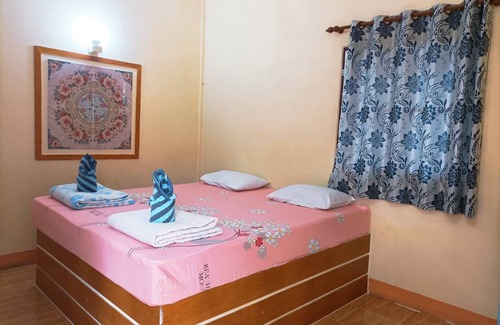 Yasothon Hotel | Vimanmek hotel