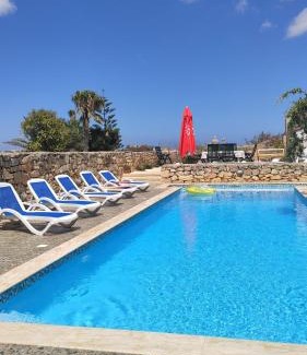 Sannat Villa | VinDor Villa