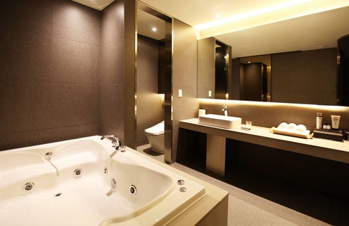 Jungwon-gu Hotel | Vine Hotel