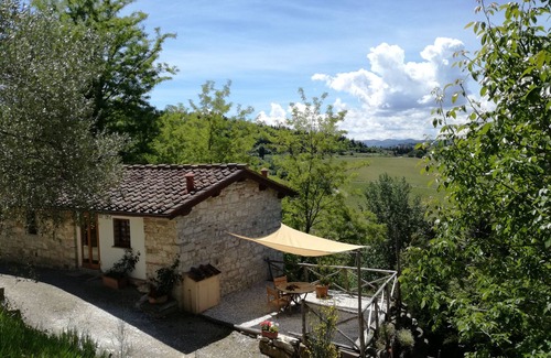 Twist House | Vineyard cottage, 30 minutes to Florence