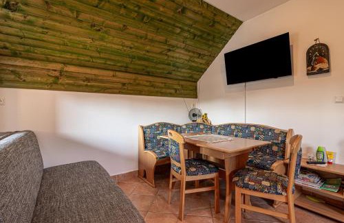 Drasici Apartment | Vineyard Cottage Brodaric - Happy Rentals