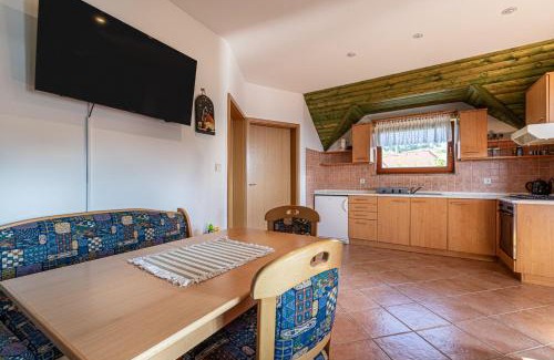 Drasici Apartment | Vineyard Cottage Brodaric - Happy Rentals