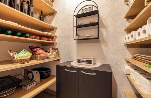 Semic House | Vineyard Cottage Lan On The Hill, Semič, Slovenia