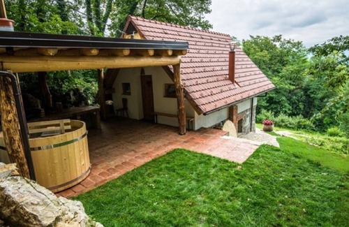 Novo Mesto Cottage | Vineyard cottage Rataj 2