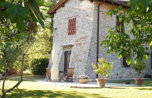 Twist Villa | Vineyard escape! Panoramic location within easy reach of Florence