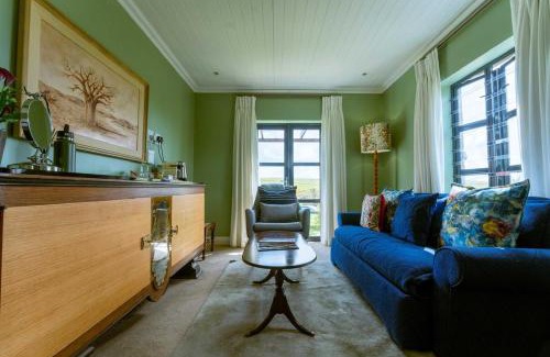 Riebeek Kasteel House | Vineyard Views Country House