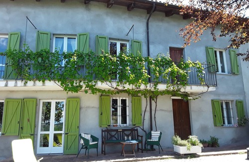 Canelli House | Vineyard villa, stay at a traditional cascina on a tranquil hillside