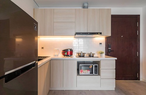 Trung Hoa Nhan Chinh Apartment | Vinhomes D'Capitale - Quylodge