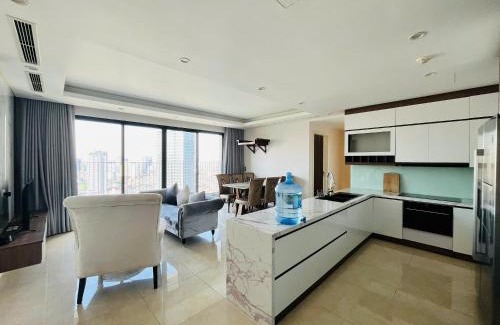 Trung Hoa Nhan Chinh Apartment | Vinhomes D'Capitale - Tran Duy Hung - By MC Homes