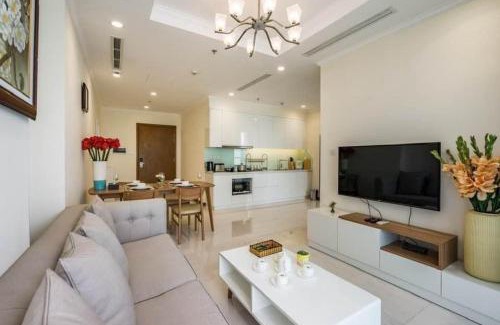 Hang Xanh Apartment | VINHOMES HOBANG Luxury