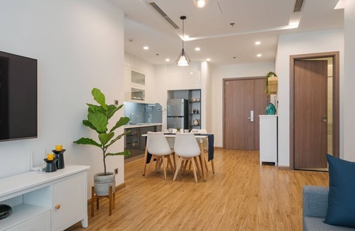 Ngoc Khanh Apartment | VINHOMES METROPOLIS 2 BEDROOMS
