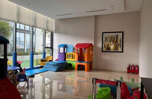Ngoc Khanh Apartment | Vinhomes Metropolis Luxury Apartment 2 Br