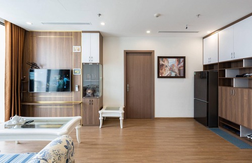 My Đinh Apartment | Vinhomes Skylake 2br Luxury Apartment