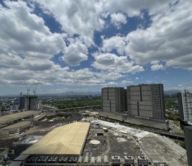 Phil-Am Apartment | VINIA INFINITY STUDIO 4 near MALLS and MRT STATION