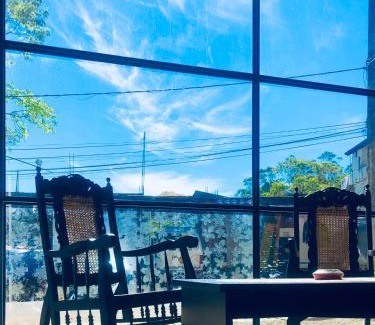 Nallathanniya Bed & Breakfast | ViNiSH iNN