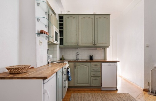 Toolo Apartment | Vintage 1BR Apt in Kamppi with Perfect Location