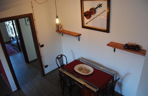 Caselle Torinese Apartment | Vintage Apartment