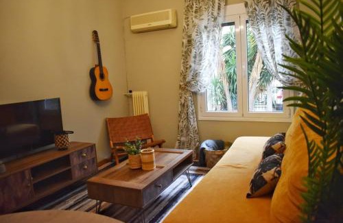 Thissio Apartment | Vintage Apartment