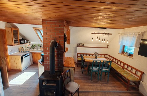 Hotemaze Apartment | Vintage apartment near Kokra river