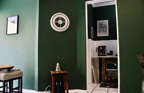 Santurce Apartment | Vintage Charm n Historic Miramar - AC, Fast Wifi, Large Balcony, Very Spacious!