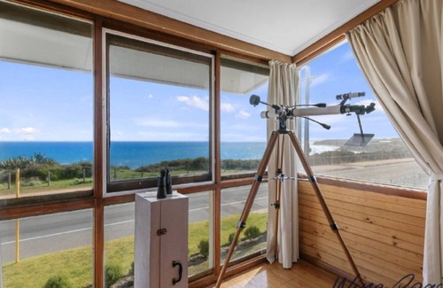 Port Willunga House | Vintage Vista by Wine Coast Holidays