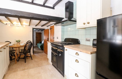 Freethorpe Cottage | Vintner's Cottage