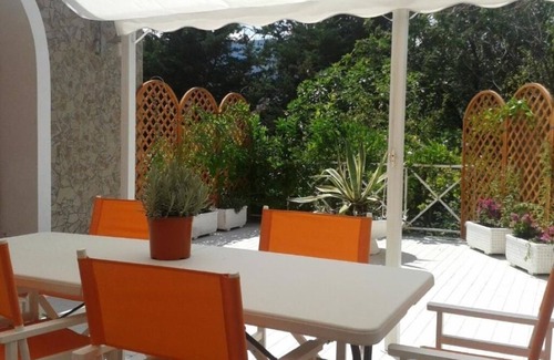 Pellezzano Apartment | Violet - Relaxation near Salerno, Pompeii & Amalfi