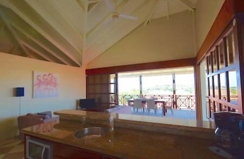 Sint Michiel Villa | VIP Blue Bay Beach Villa 28