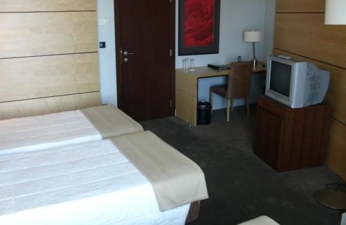 Ponta Delgada Hotel | VIP Executive Azores Hotel