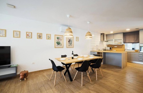 Vipava Villa | Vipava River Retreat, Vipava, Slovenia