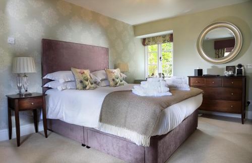 Bloxham Bed & Breakfast | Virginia House Bed & Breakfast