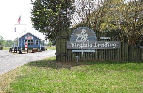 Quinby Resort | Virginia Landing Camping Resort Cabin 17