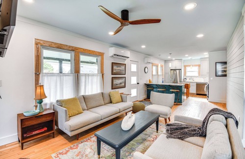 Wachapreague House | Virginia Retreat w/Porch & Grill, Near Beaches!