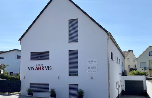 Heimersheim Apartment | Vis-Ahr-Vis Country Apartment 8