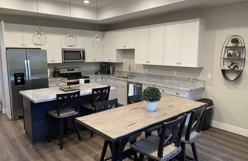 Swan Valley House | Visit Beautiful Swan Valley - Short drive to Victor and Jackson
