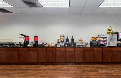 Tallahassee House | Visit Florida Historic Capitol Museum! Pets Allowed! Free Parking!