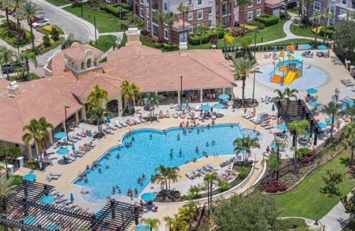 Florida Central Atlantic Coast Apartment | Vista Cay Getaway Luxury Condo by Universal Orlando Rental