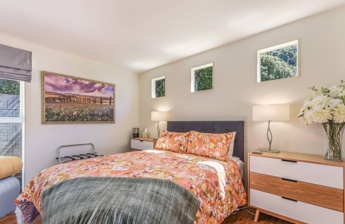 Havelock House | Vista Del Porto - Havelock Holiday Home