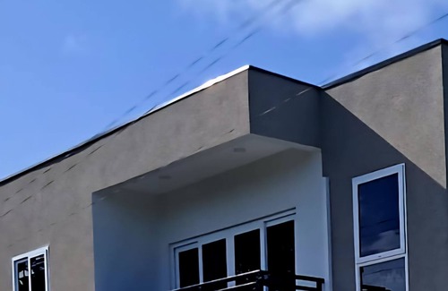 Canaan House | Vista Stays. The Cot